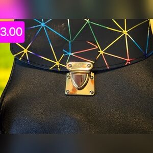 Geometric purse black